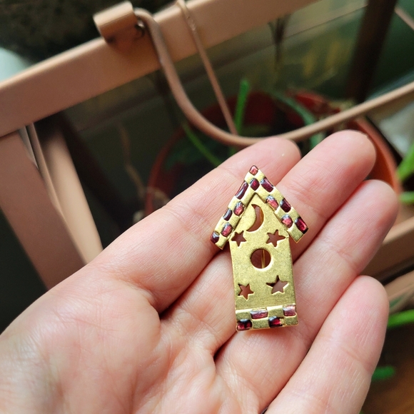 Vintage Danecraft Gold & Red Stone House Sun Moon Boucher Lapel Brooch Pin - Picture 1 of 9